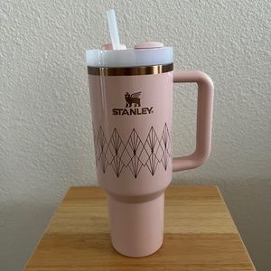 Stanley Quencher in blush gloss deco